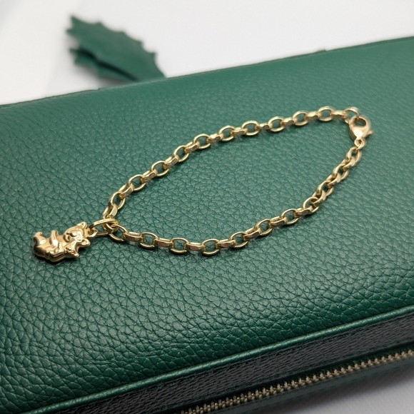 Jewelry - ✨ 9k Yellow Gold Belcher Charm Bracelet ✨